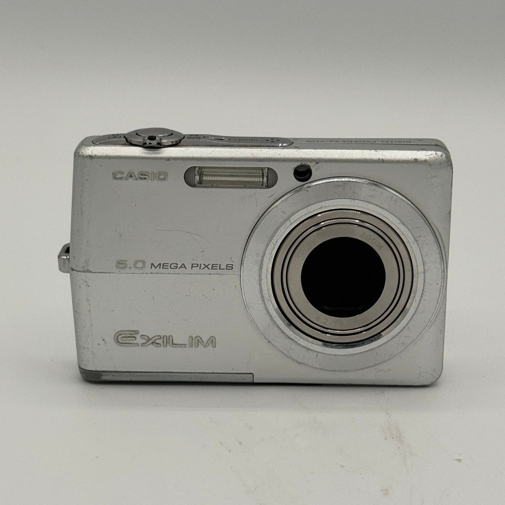 Casio Exilim EX-Z600 6.0MP Digital Camera Silver 3x Optical Zoom Y2K Tested